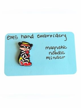 McDonald’s Magnetic Needle Minder